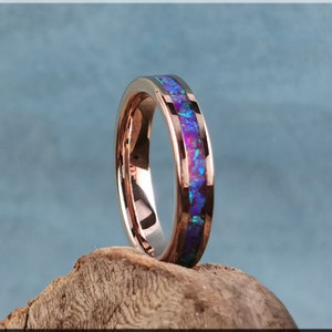 Rosévergulde wolfraamcarbide beugelring met amethist opaal inleg - metalen ring