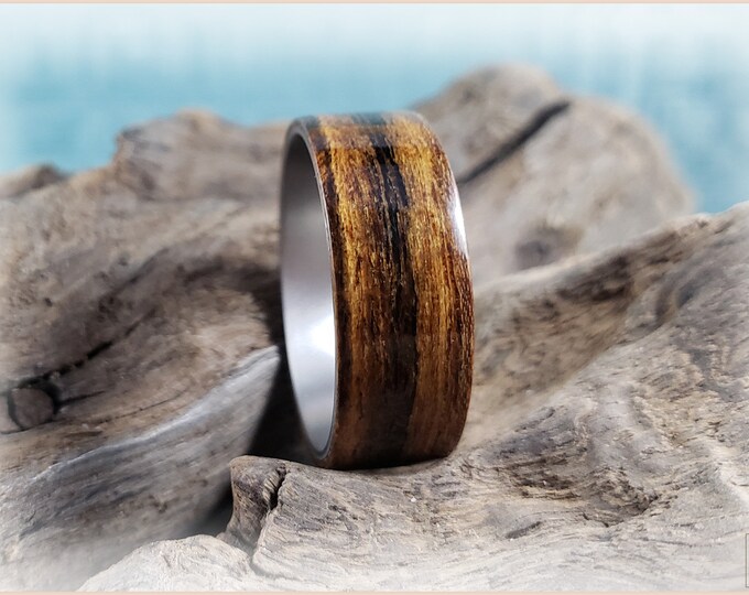 Bentwood Ring - Bocote on titanium ring core