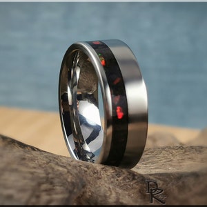 8 mm Titan Channel Ring mit isländischem Lava und Opal Inlay - Metallring