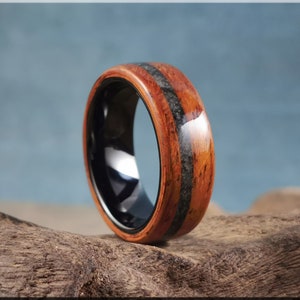 Bentwood Ring - Jatoba w/offset Carborundum inlay, on polished black ceramic inner core - wood ring