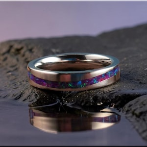 Titanium Channel Ring with Amethyst Opal inlay, S-Wave, 4mm