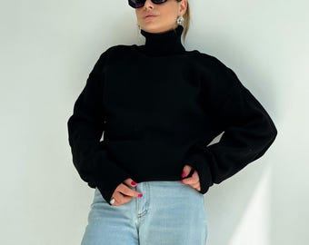 Czarny oversize'owy sweter z golfem, ciepły sweter z golfem dla kobiet, czarny dzianinowy oversize'owy sweter dla kobiet, czarny ciepły dzianinowy sweter