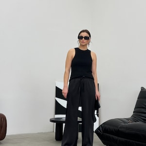 Pantalon large taille haute en soie noir, pantalon en soie, pantalon en soie, pantalon en soie noir, pantalon en soie grande taille