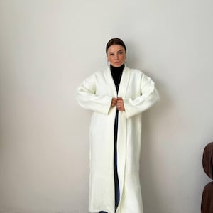 Heavy Knit Duster, White Cable Knit Coat, Huge Sleeves, Long Duster Cardigan, Cable Knit Jacket,Long White Bohemian Sweater,Classic Knit