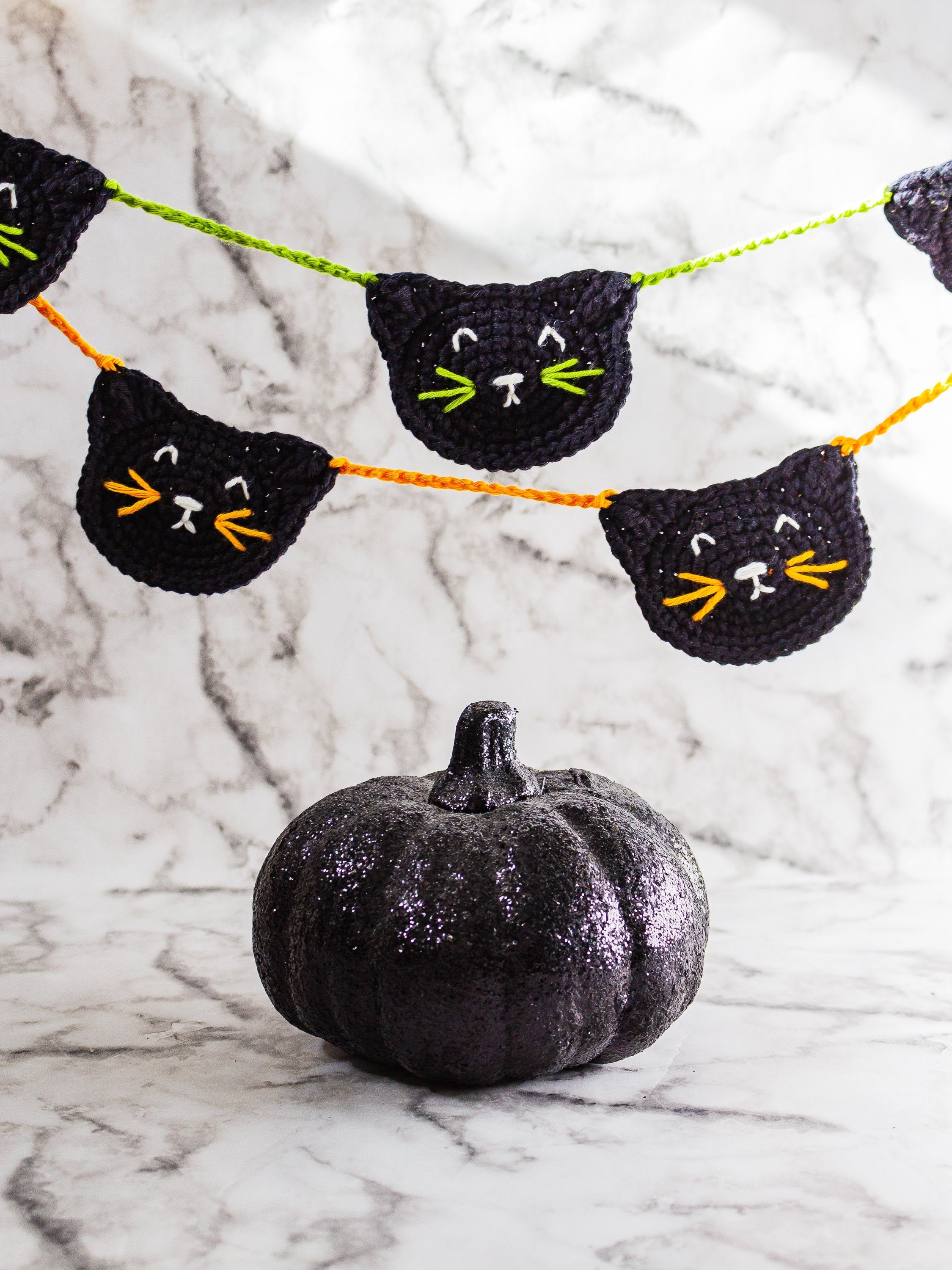 38 Black Cat Crochet Patterns for Amigurumi, Bags, Keychains, and Cozy Handmade Gifts 28 Spooky Black Cat Garland / Halloween Crochet Garland