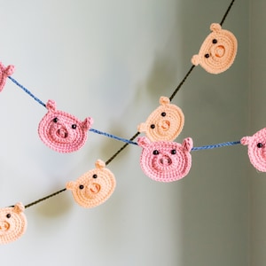 Piggy Crochet Garland / Crochet Pig / Cute Crochet Animals / Crochet Farm Animal Bunting / PDF Garland Crochet / Pink Piggy Garland