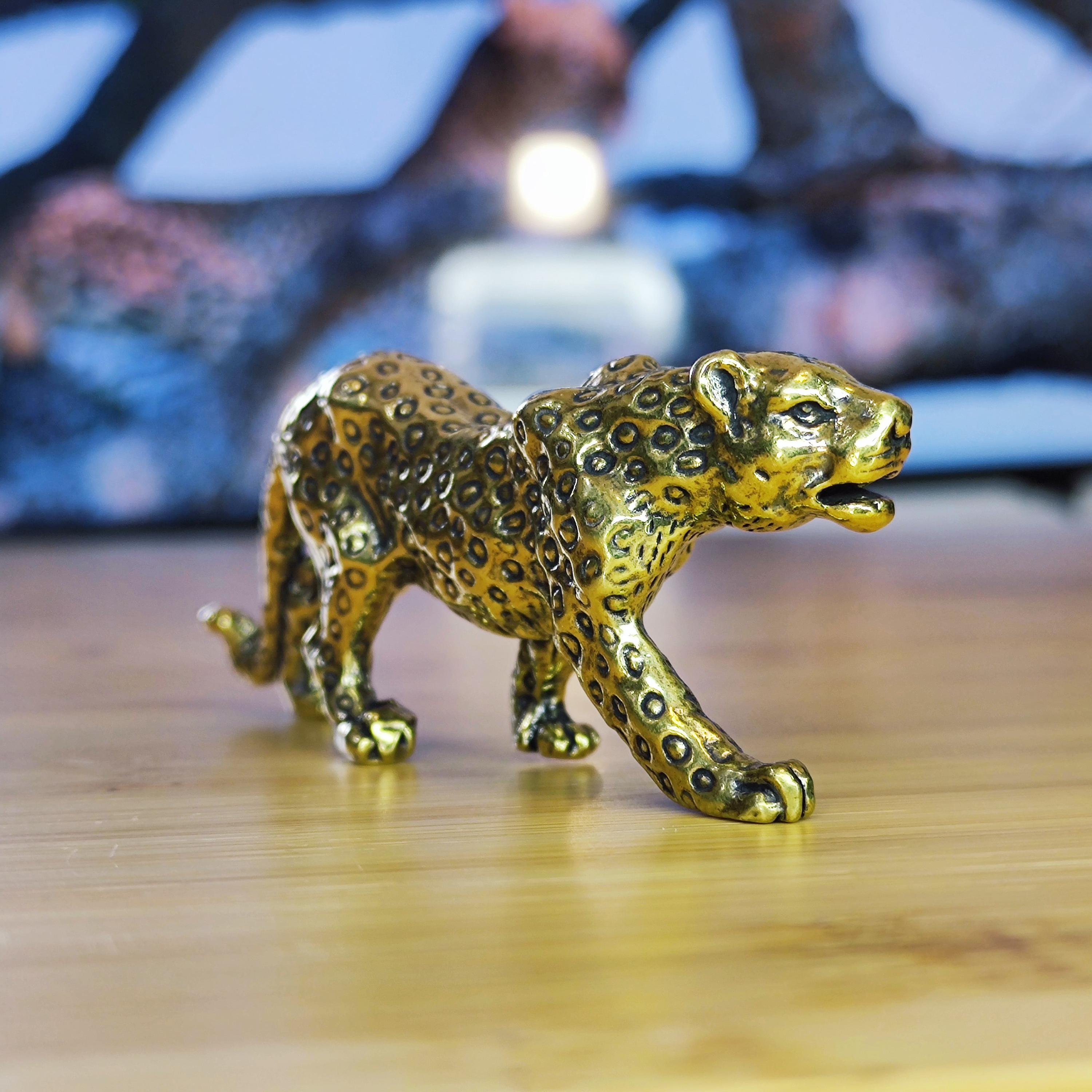Jaguar figurine - Etsy 日本