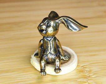 Figura de conejo de latón caprichosa: escultura de conejo en miniatura para escritorio, estantería, regalo de Pascua o del zodíaco.