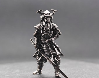 Figura de latón macizo con katana, estatua de guerrero clásico para decoración del hogar y para regalar.