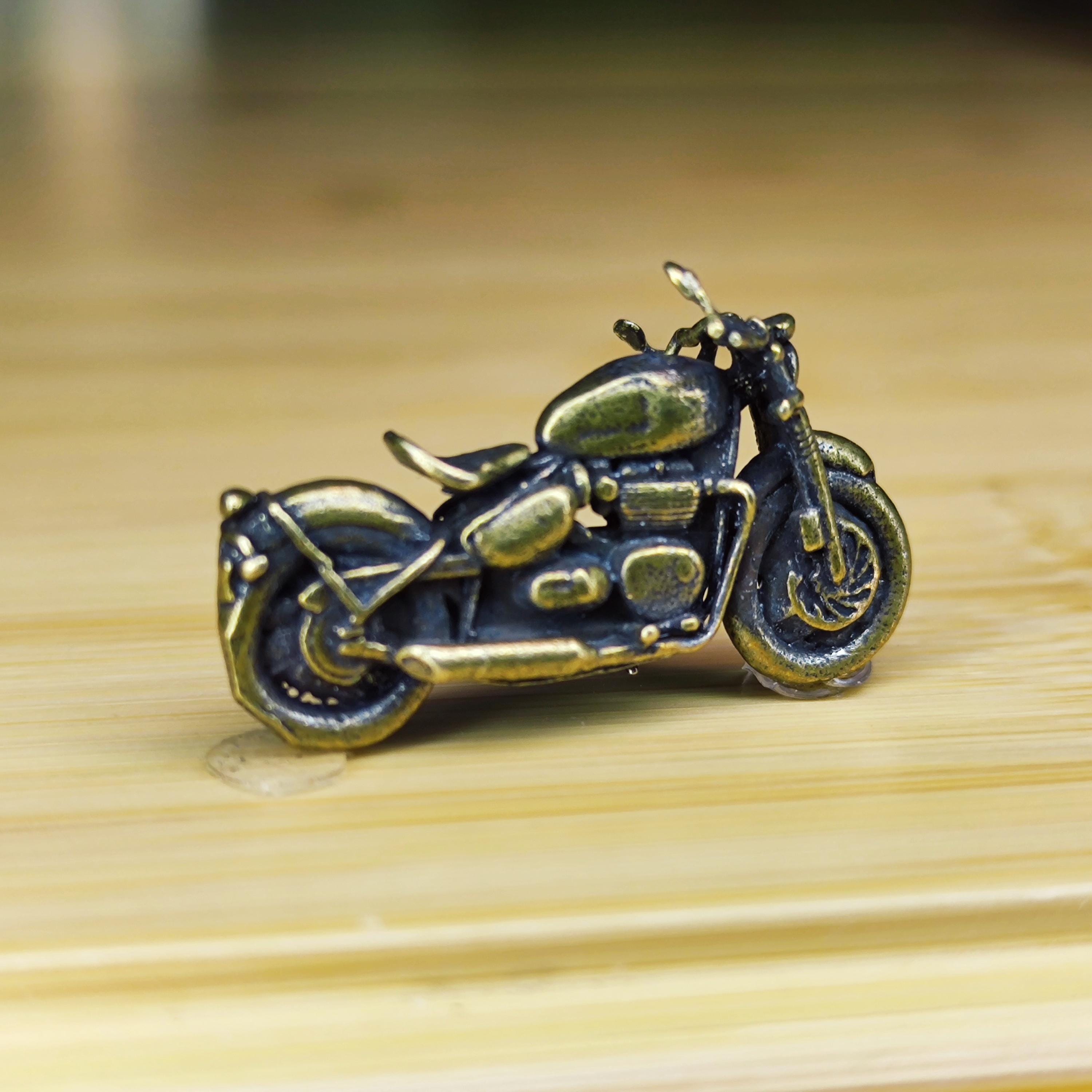 Miniature Brass Motorcycle – Intricate Mini Bike for Collectors, Decor, or Gifts