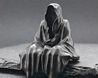 Mensajero de las Sombras sin Rostro – Adorno zen en miniatura de latón