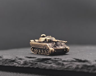 Miniatura de tanque de latón / Coleccionable militar / Exhibición de escritorio
