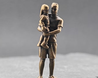 Mini Brass Father Holding Daughter Figurine – Sentimental Lost Wax Sculpture for Micro World Display