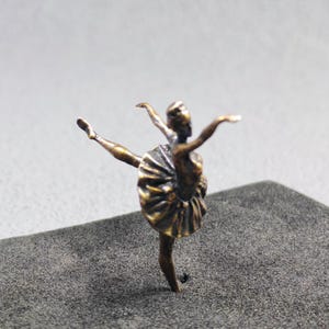 Ballerina figurines - Etsy 日本