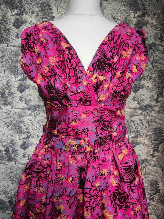 Vintage pink dress - beautiful pink patterned dres