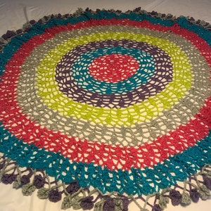 Lacy Flower Blanket
