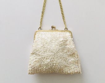 1970s Sequined Beaded white Mini Kisslock Cocktail Disco Tea Party Wristlet Cocktail Bag small