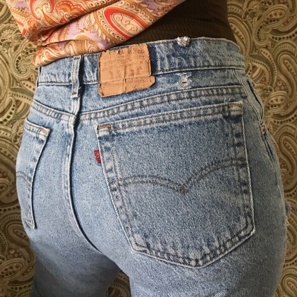 LEVI'S  550 1980s USA Made Distressed Grunge New wave Hipster High Waist  Jeans sz 34W 30L