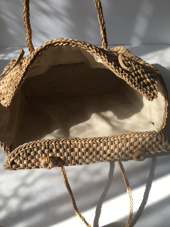 VINTAGE VAULT 1970s Woven Natural Rattan Straw Wi… - image 5