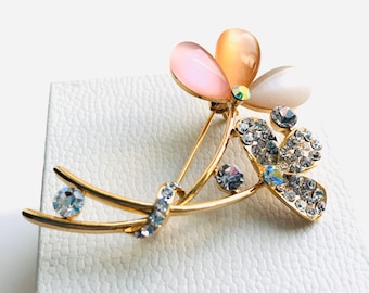 Vintage Flower Rhinestone Lucite Cabochon Brooch | Accessories For Women |