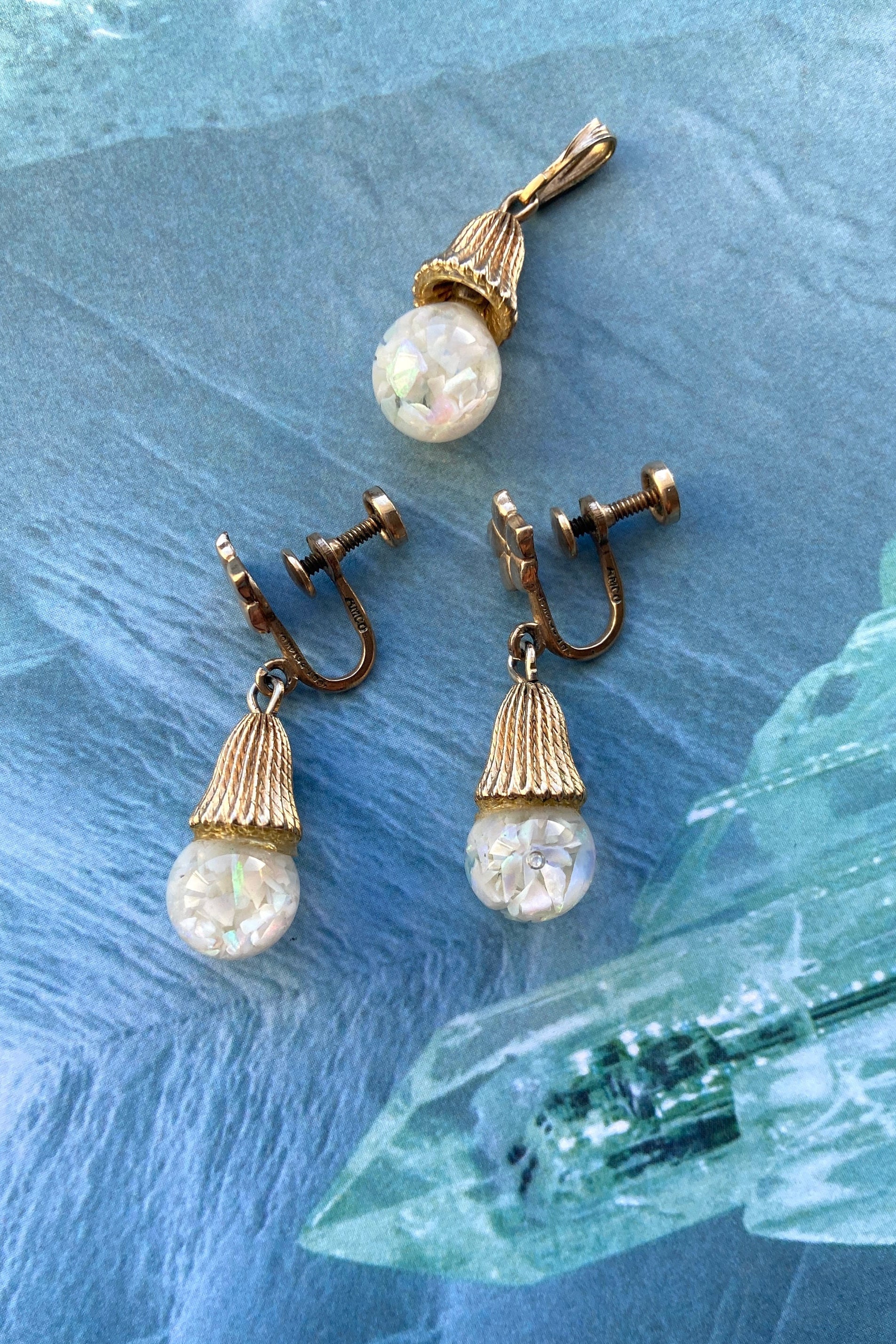 Vintage floating opal earrings online
