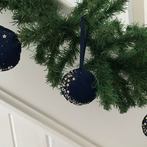 Velvet Crescent Moon Ornament, Moon Bauble, Festive Moon, Christmas tree décor, christmas  decorations, velvet, sequins and beads ornament,