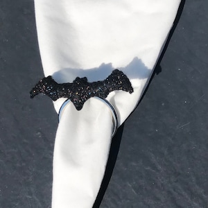 Anello tovagliolo pipistrello di Halloween, porta panno in tessuto pipistrello, portatovaglioli pipistrello per Halloween