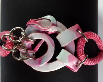 Bracelet"La vie en rose",blanc,rose,rond,fait main,ajustable,unique,création,fermoir mousqueton,cadeau