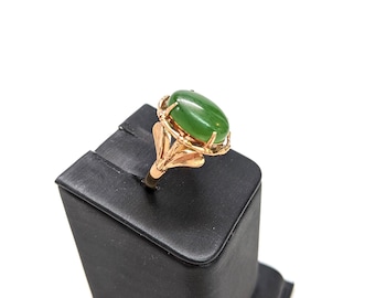 Antique Dark Green Jade Ring 18k Yellow Gold