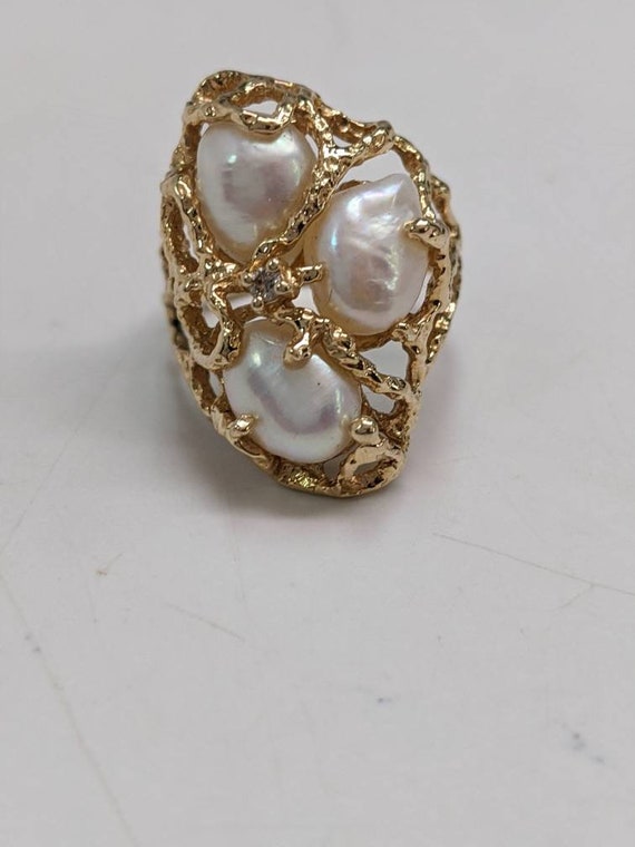 Fresh water pearl and diamond ring - image 2
