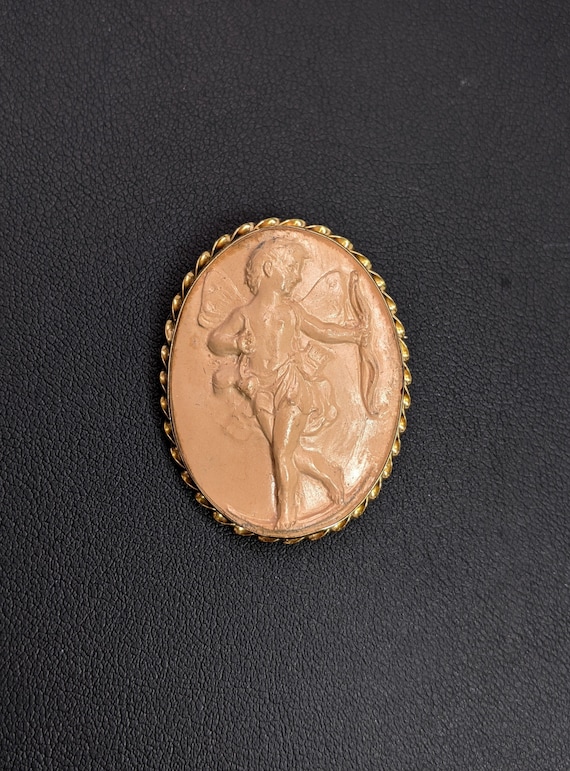 Cupid Cameo Brooch / Pendant