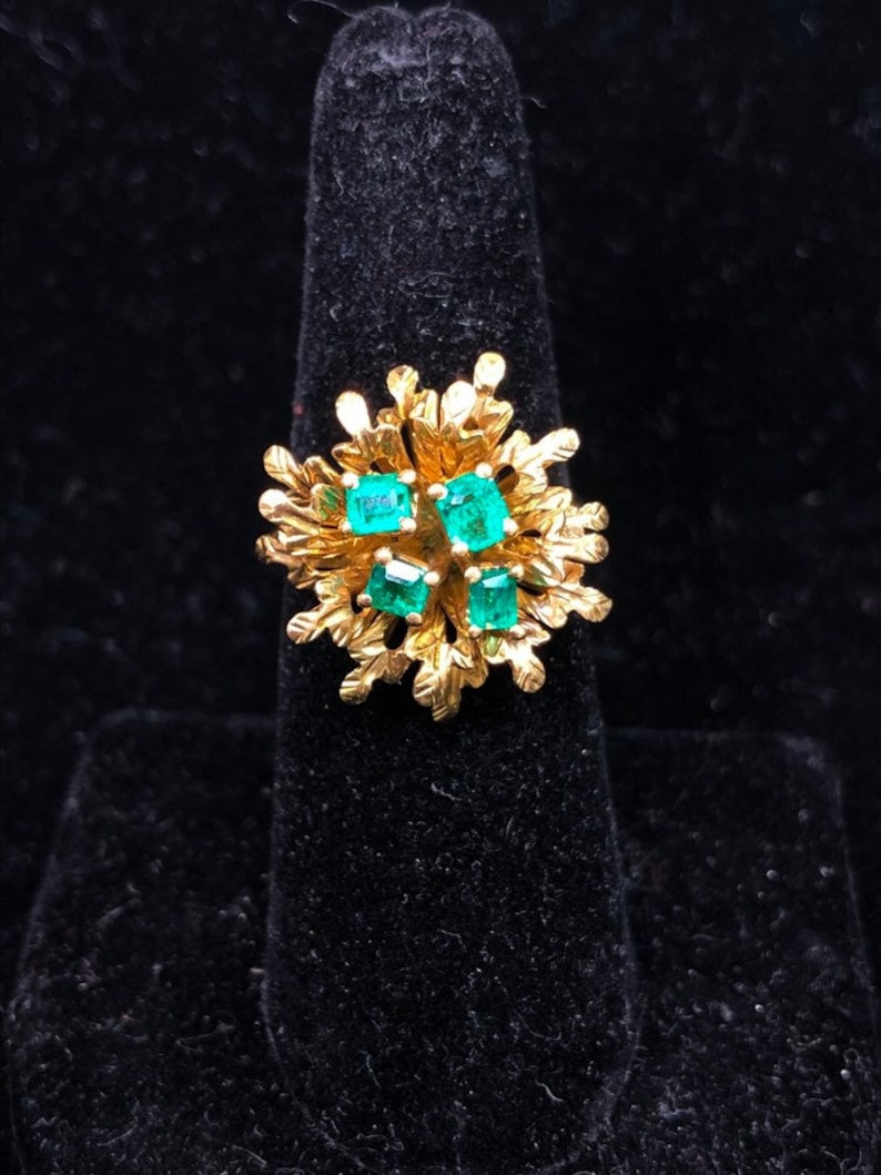 Victorian Emerald Ring 18K Yellow Gold image 1