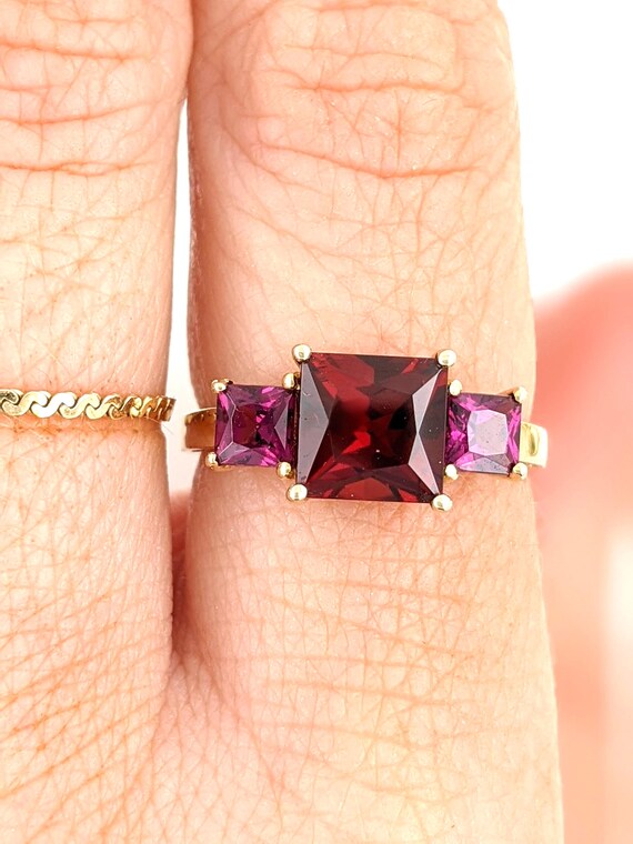 Garnet and Ruby Lab Ruby Ring - image 4