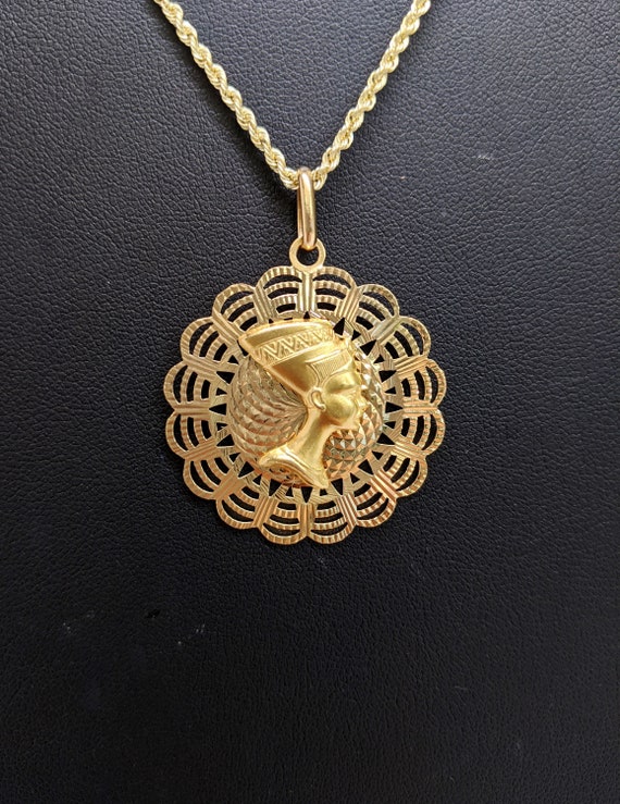 14k Yellow Gold Nefertiti Profile with Filigree Pendant 14k Yellow Gold Nefertiti Profile with Filigree Pendant