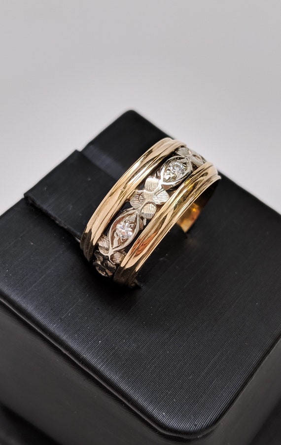 Vintage Two Tone Band