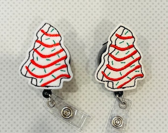Christmas Tree Cake Badge Reel