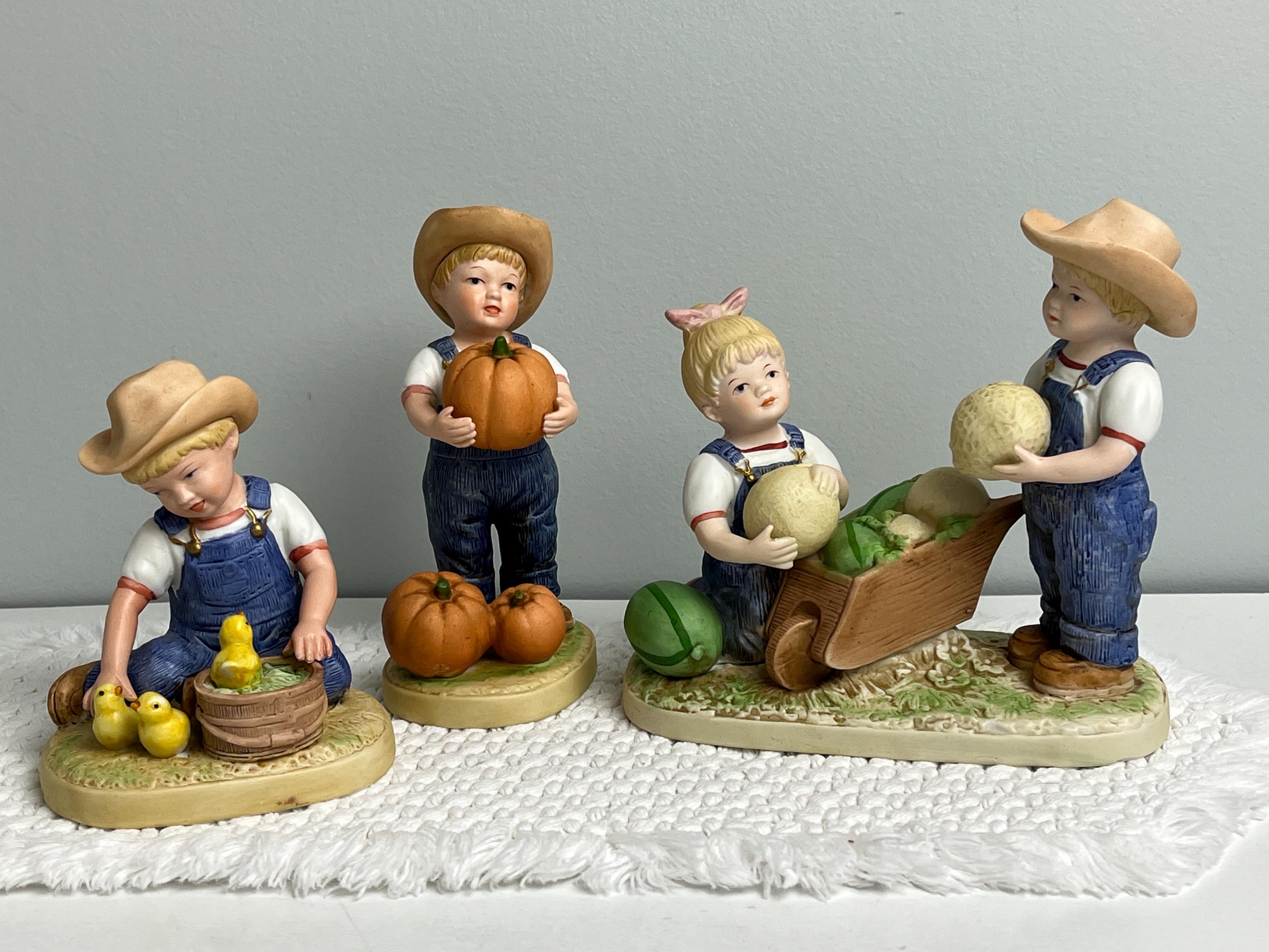 【お値引中】HALCYON DAYS ENAMELS 1980年クリスマス柄 Halcyon Days Enamel Box Rocking Horse Christmas 1987 - WhyteWing