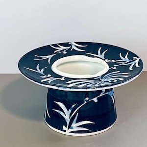 Blue & White Porcelain Ikebana Vase Japanese Signed Pedestal Asian Decor Vtg