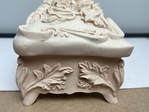 Incolay Stone Floral Sculpted Jewelry Box | Carve… - image 7