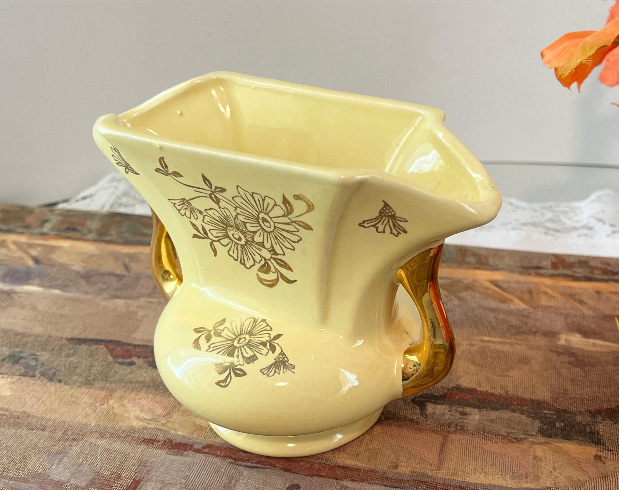 Pioneer Pottery ハードカバー 洋書　【jf3】 Pioneer Pottery ハードカバー 洋書 【jf3】 Pioneer Pottery