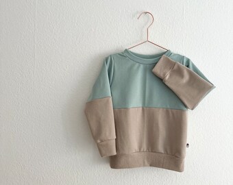 cooler Colorblocksweater (oder Hoodie) in nebelblau und weichem graubraun