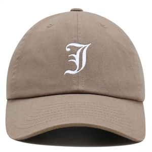 Gorra de béisbol de algodón bordada con la letra J en inglés antiguo y de primera calidad, con el alfabeto inglés