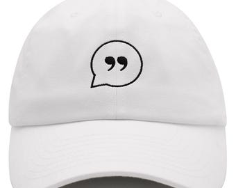 Boné de beisebol com balão de fala bordado, estilo "Dad Hat", com toque de humor.