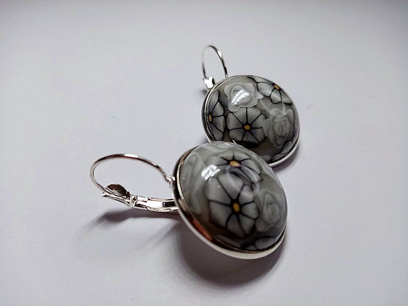 ref 003 1 Pairs of earrings