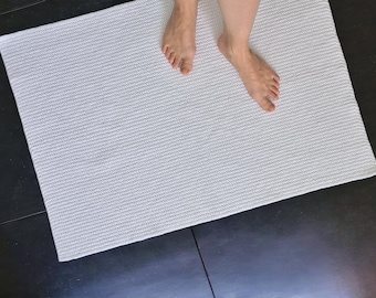 Minimalist Cotton Bath Mat: Handmade Reversible Rug — Custom Size, Color Options
