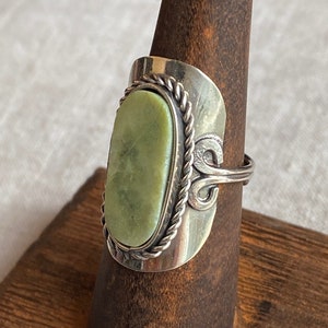 SERPENTINE stone ring • peruvian green stone ring • gemstone jewelry • alpaca silver ring • natural stone ring • solidity stone ring • gift