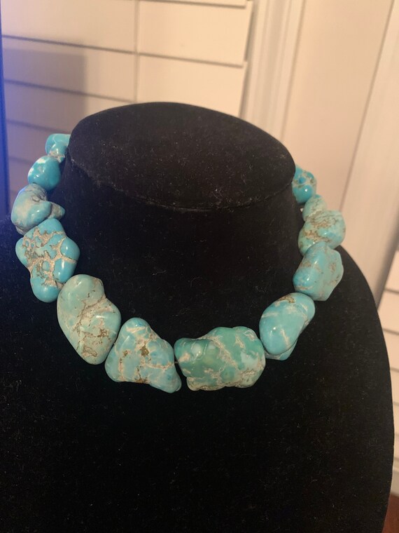 Vintage Turquoise Howlite Necklace Stunning Subst… - image 1