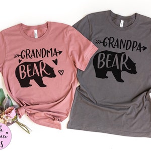 Grandma Bear Pregnancy Announcement Shirt: Matching Grandparent T-shirt