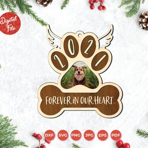 Ornement de Noël pour chien SVG, Custom Paw Memorial SVG, Pet Hanger, Perfect Cut File pour Glowforge ou Cricut cut file, en souvenir aimant clipart