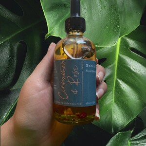 Floral infused skin oil image 2